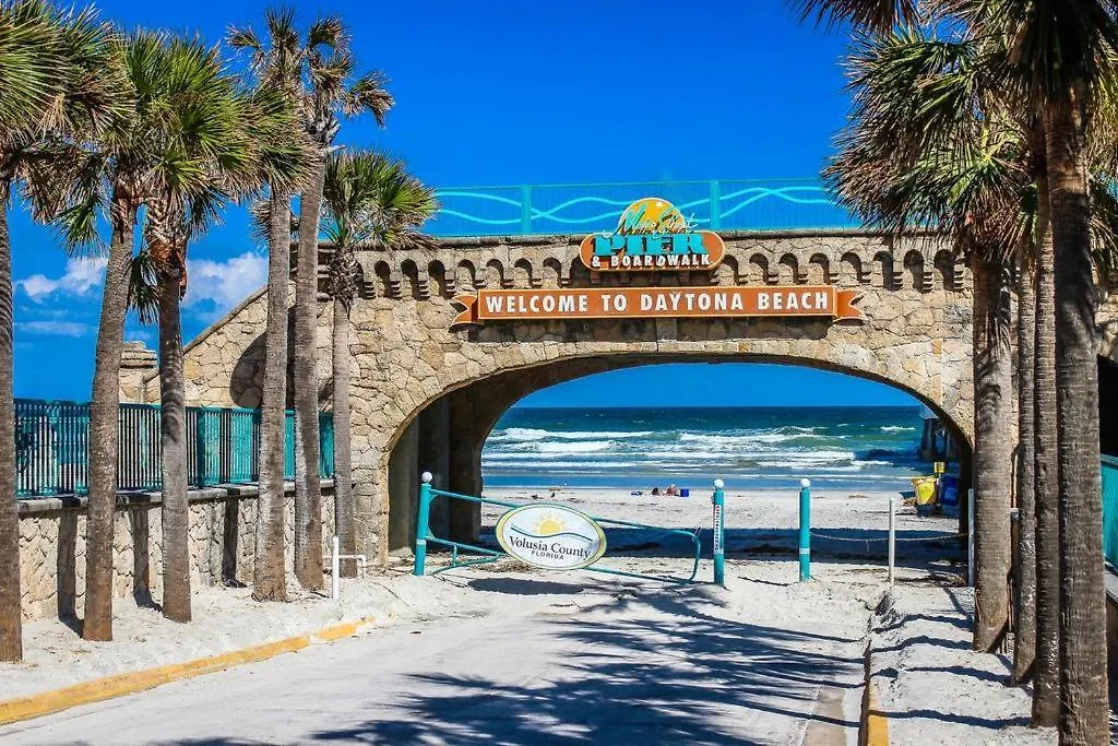 Vacation In Comfort And Luxury - 2Br Oceanview - Wyndham Ocean Walk Resort 2332 Daytona Beach 0*,  USA